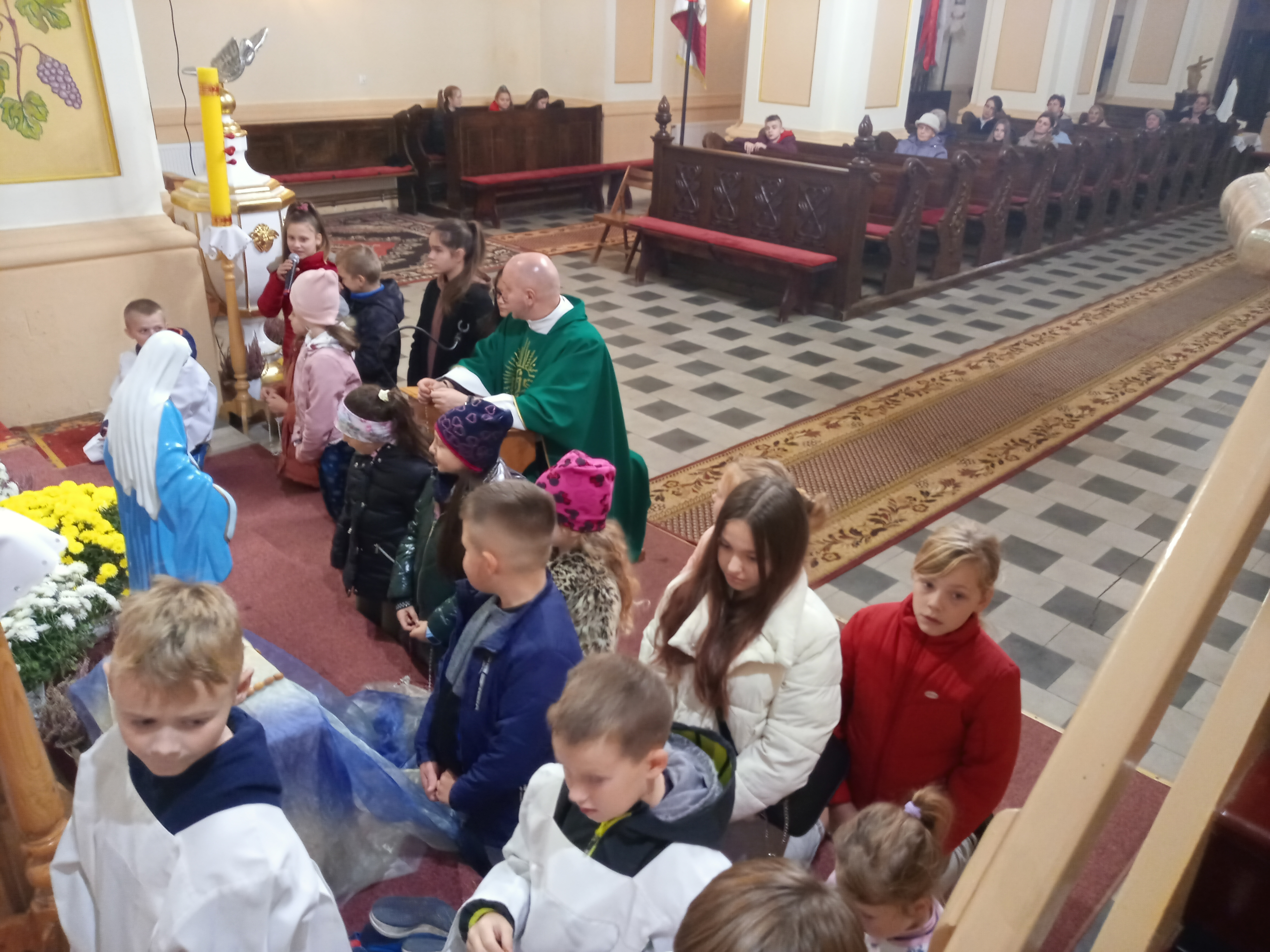 Nabożeństwa różańcowe 2022